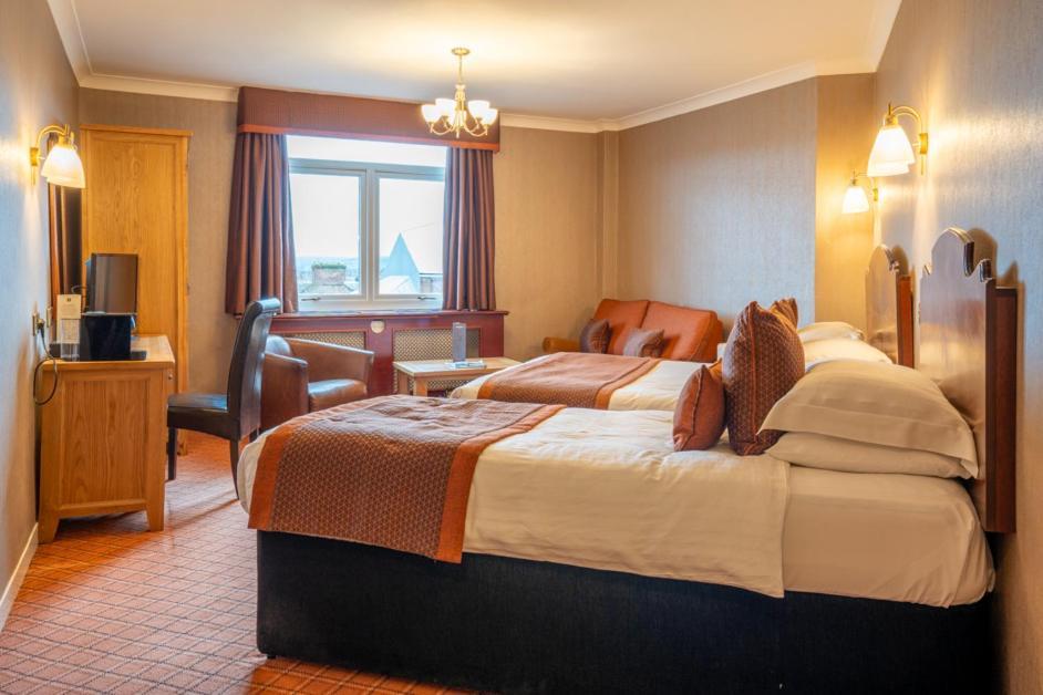 Cairndale Hotel & Spa Dumfries Ngoại thất bức ảnh